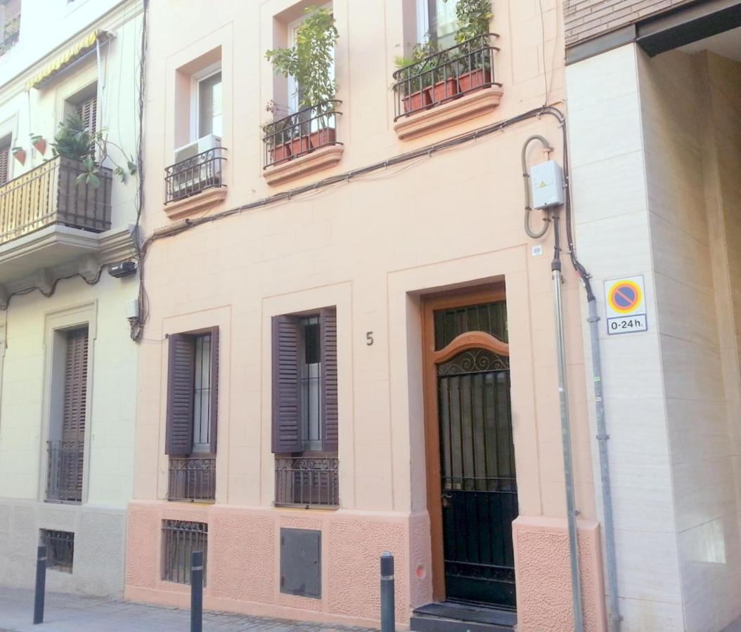 ברצלונה New! Apartment In Sarria Near Metro מראה חיצוני תמונה