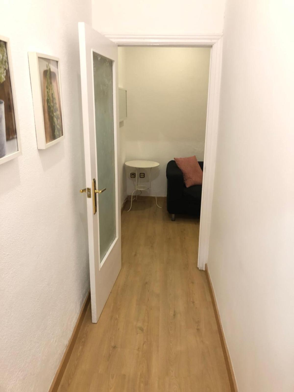 ברצלונה New! Apartment In Sarria Near Metro מראה חיצוני תמונה